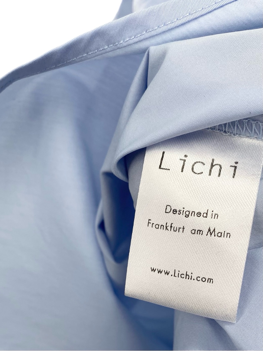 Lichi Germany Light Blue Relaxed Fit Button Down Dress Shirt New Oversized — image 7 of 8